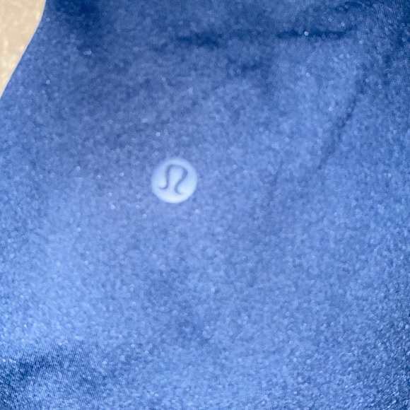 Lululemon On The Fly Pant “28” - Midnight Navy - Women’s size 10 - Picture 4 of 8